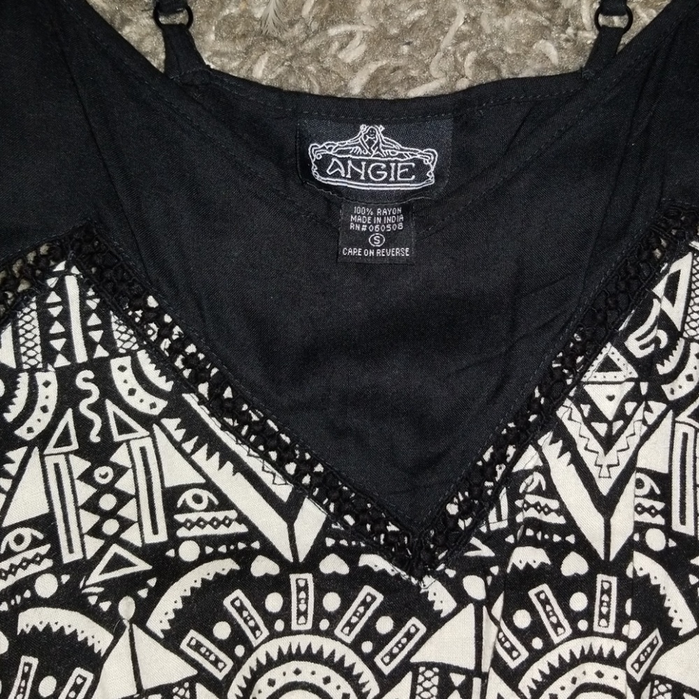 romper - Picture 2 of 4